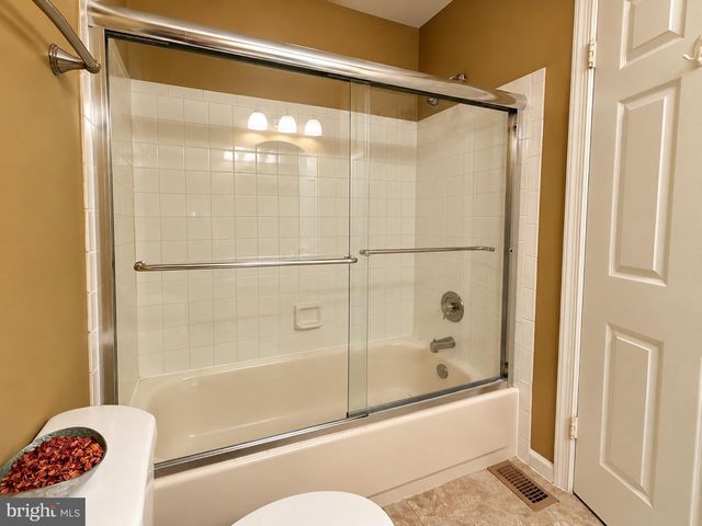 419 STEEPLECHASE CT, Deptford, NJ 08096