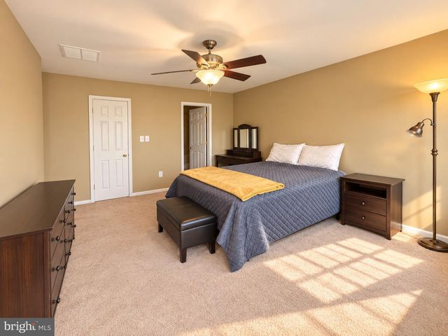 419 STEEPLECHASE CT, Deptford, NJ 08096