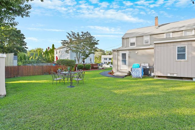 82 Garden Drive 82, Fairfield, CT 06825