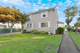 82 Garden Drive 82, Fairfield, CT 06825