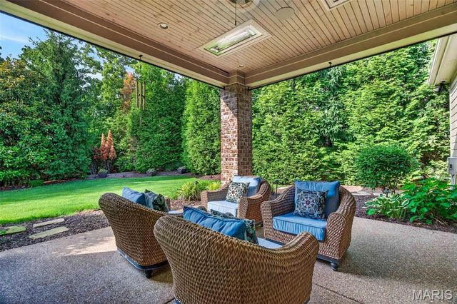 16609 Kolbie Manors Court, Wildwood, MO 63040