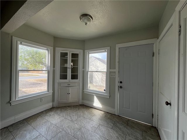 1253 Logan Ave, Corpus Christi, TX 78404