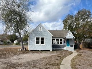 1253 Logan Ave, Corpus Christi, TX 78404