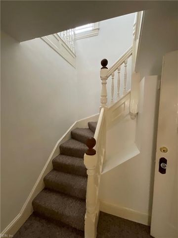 436 Court St Apt 4, Portsmouth, VA 23704