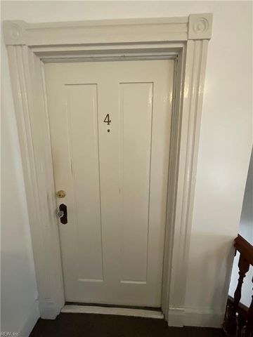 436 Court St Apt 4, Portsmouth, VA 23704