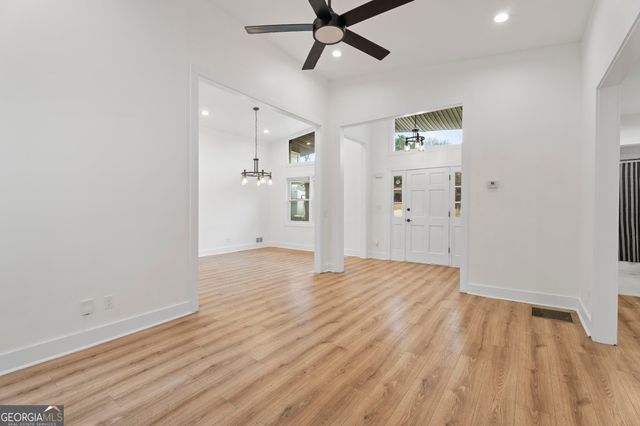 462 Emmett Street, Riverdale, GA 30274