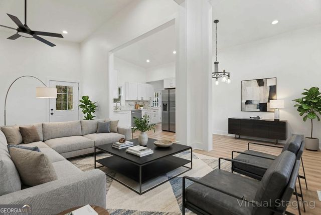 462 Emmett Street, Riverdale, GA 30274