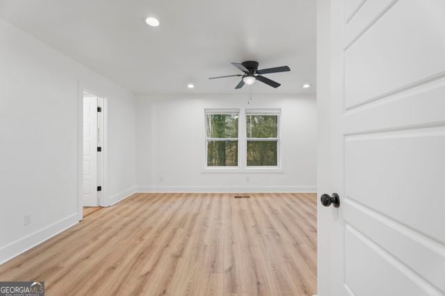 462 Emmett Street, Riverdale, GA 30274