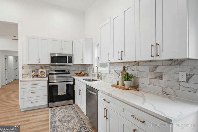 462 Emmett Street, Riverdale, GA 30274