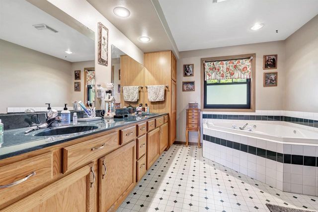 6141 MORRISON ROAD, De Pere, WI 54115