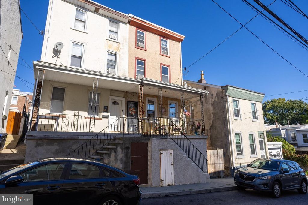 4707 FOWLER ST, PHILADELPHIA, PA 19127 — photo 2