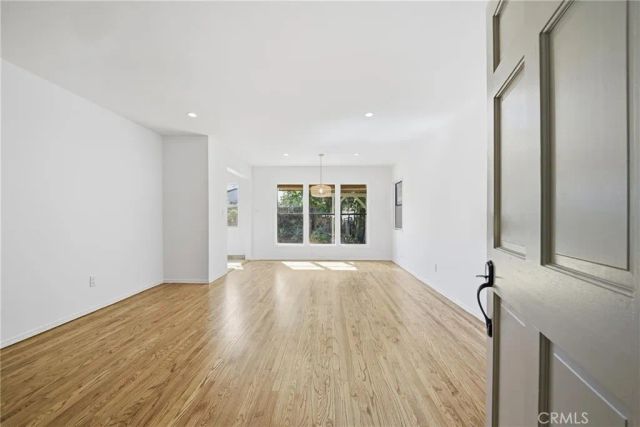 18228 Keswick, Reseda, CA 91335