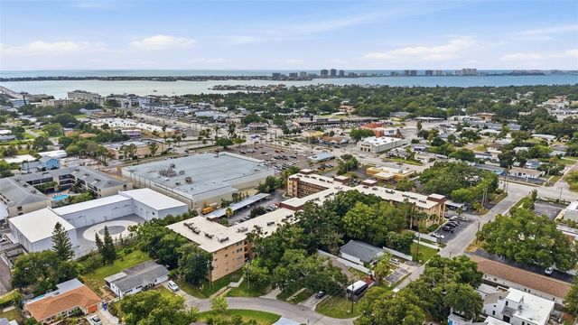 2525 W BAY DRIVE C43, Belleair Bluffs, FL 33770