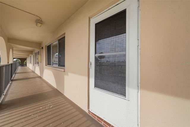 2525 W BAY DRIVE C43, Belleair Bluffs, FL 33770