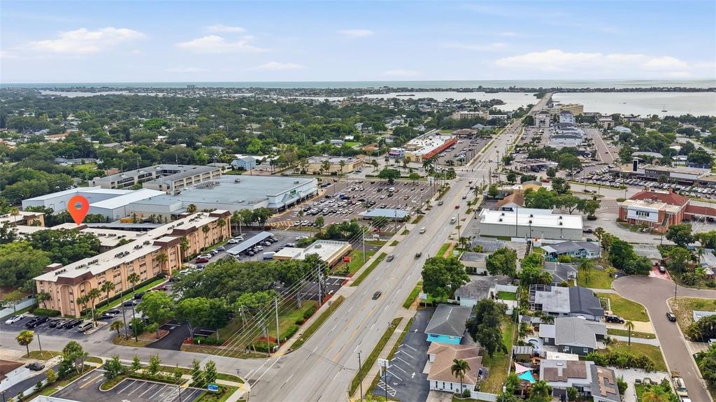 2525 W BAY DRIVE C43, Belleair Bluffs, FL 33770