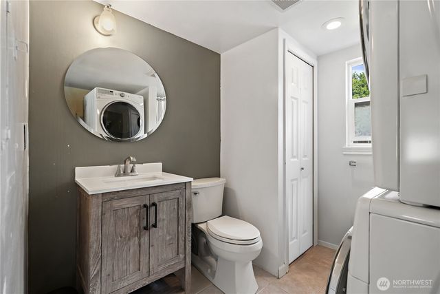 2410 Highland Avenue, Everett, WA 98201
