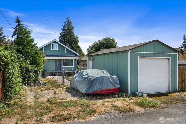 2410 Highland Avenue, Everett, WA 98201