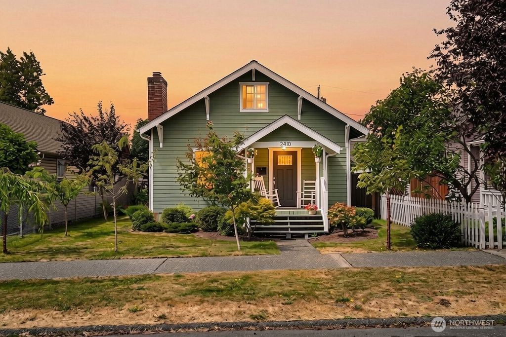 2410 Highland Avenue, Everett, WA 98201