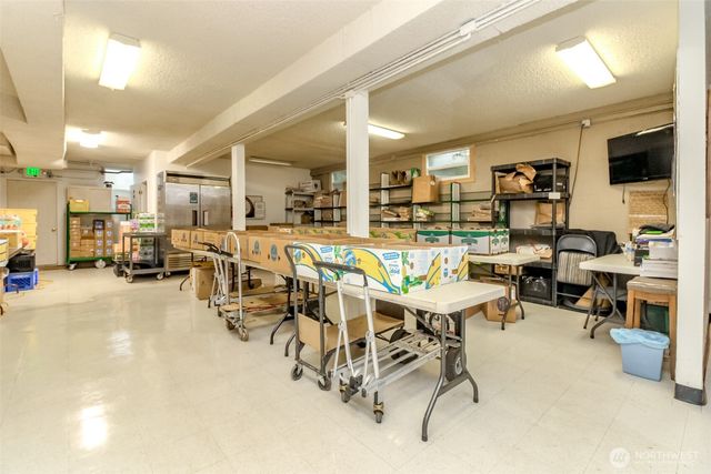 1316 SW Holden Street, Seattle, WA 98106