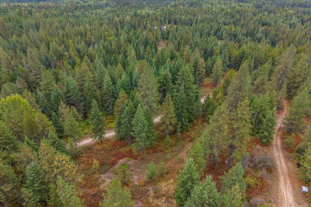 1263 Valley View Dr, Newport, WA 99156