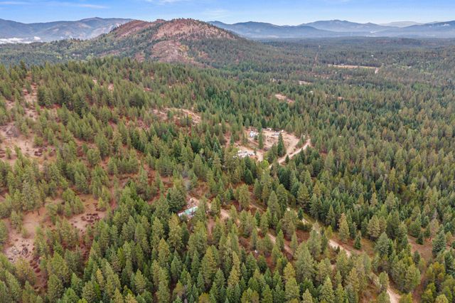 1263 Valley View Dr, Newport, WA 99156