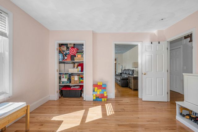 37 Dudley St, North Andover, MA 01845