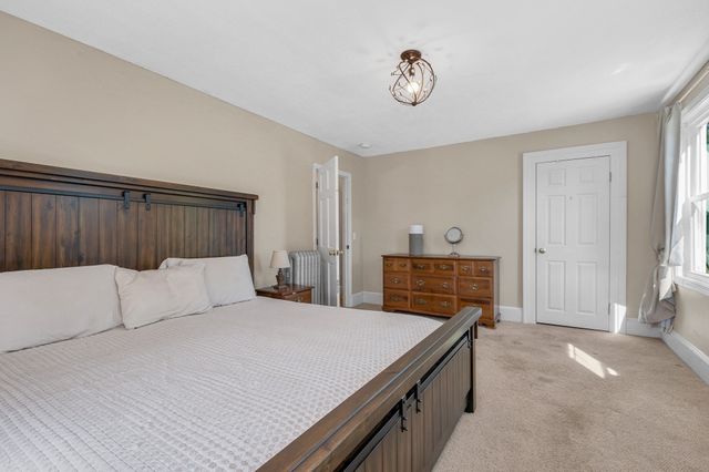 37 Dudley St, North Andover, MA 01845