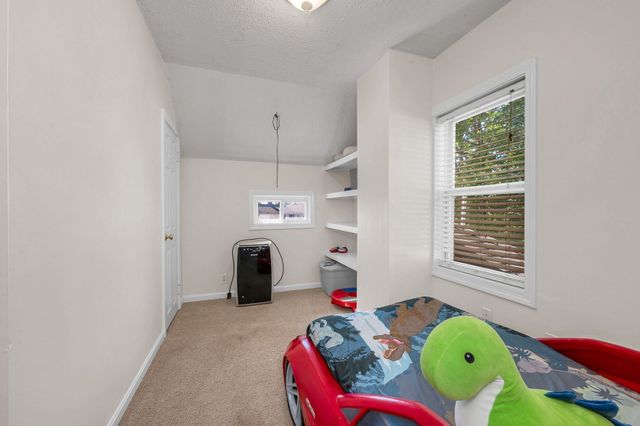37 Dudley St, North Andover, MA 01845