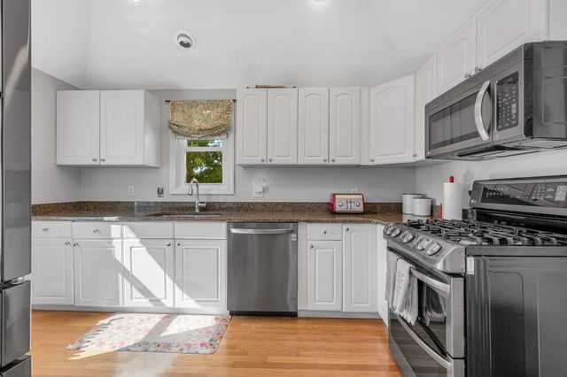 37 Dudley St, North Andover, MA 01845