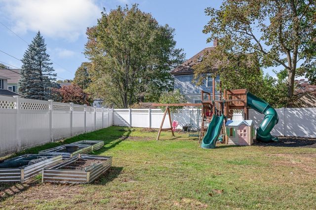 37 Dudley St, North Andover, MA 01845