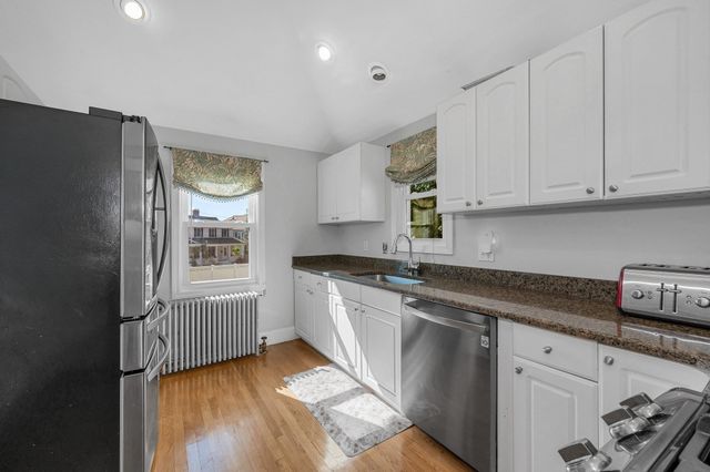 37 Dudley St, North Andover, MA 01845