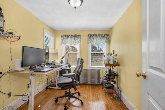 37 Dudley St, North Andover, MA 01845