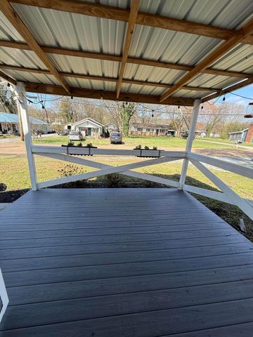 2068 Market Street, Dayton, TN 37321