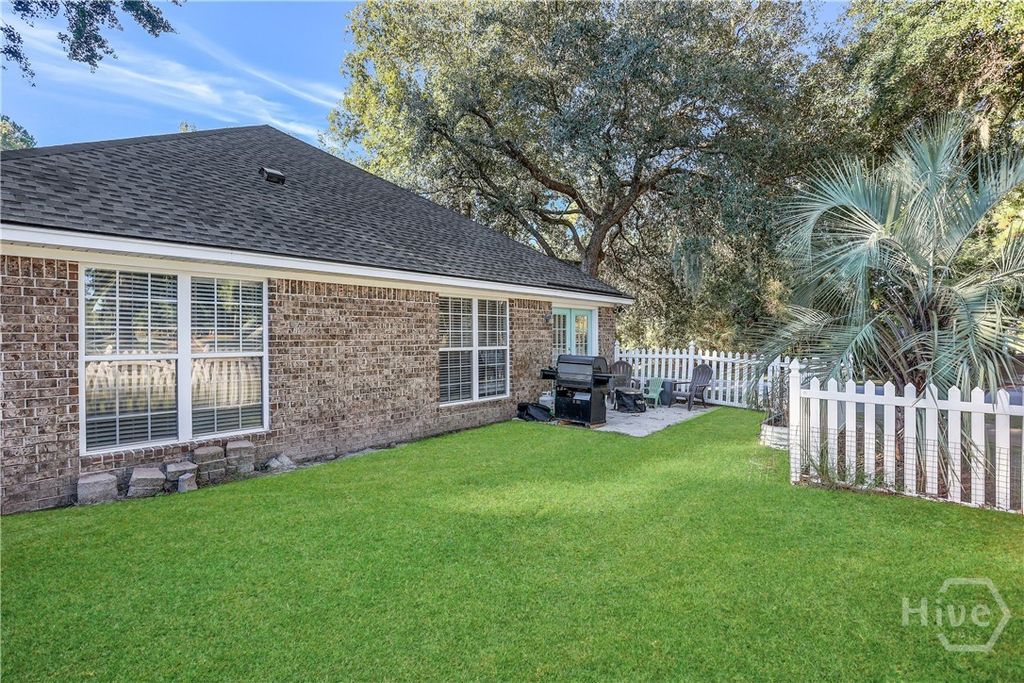 Image 38 of property listing at 15 Heron View Court, Richmond Hill, GA 31324
