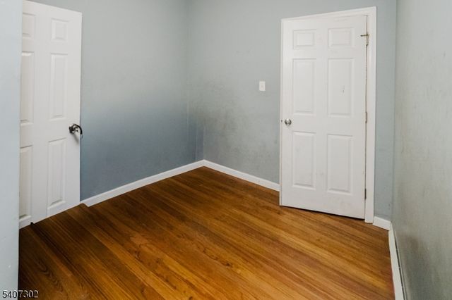 309 Summer Ave, Newark City, NJ 07104