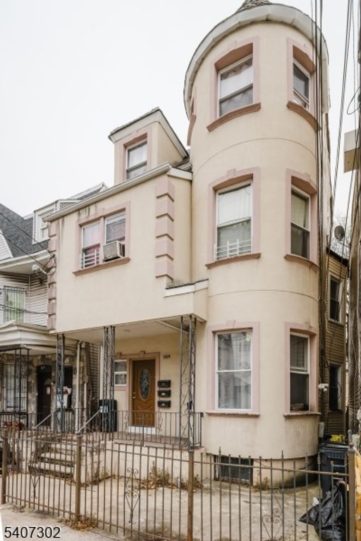 309 Summer Ave, Newark City, NJ 07104