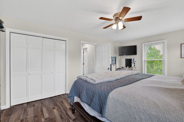 10 Briarhill Dr, Fayetteville, TN 37334