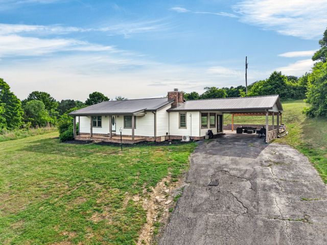 10 Briarhill Dr, Fayetteville, TN 37334