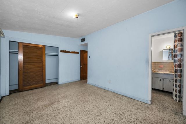 509 BROXBURN AVENUE, Tampa, FL 33617