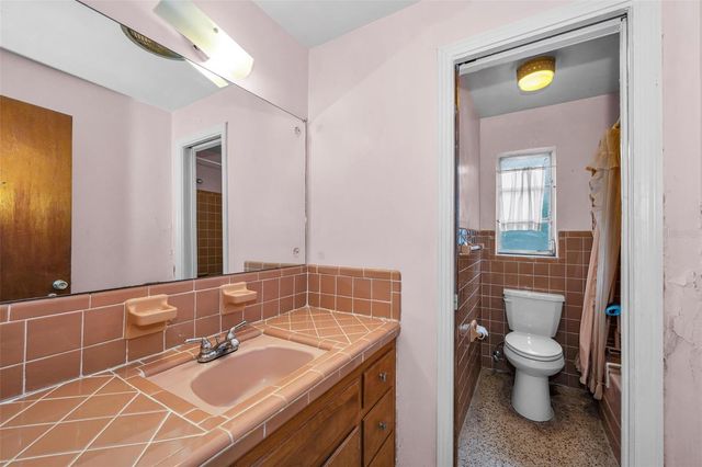 509 BROXBURN AVENUE, Tampa, FL 33617