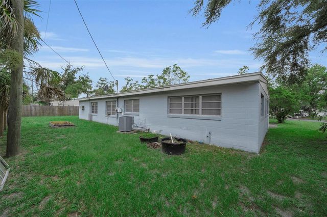 509 BROXBURN AVENUE, Tampa, FL 33617