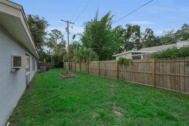 509 BROXBURN AVENUE, Tampa, FL 33617