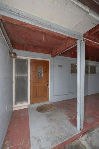 509 BROXBURN AVENUE, Tampa, FL 33617