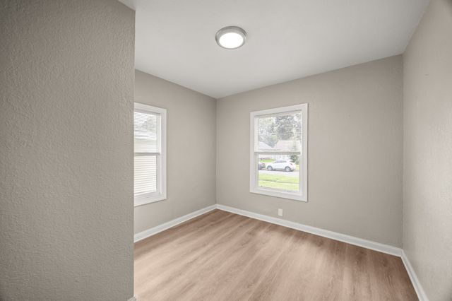 1344 Hutton Street, Des Moines, IA 50316