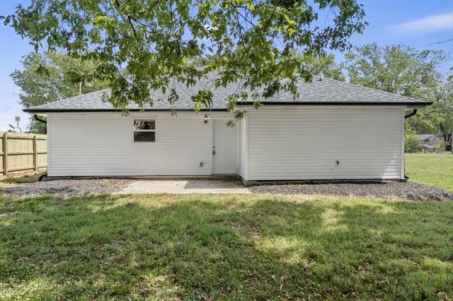 341 N Golden Avenue, Springfield, MO 65802