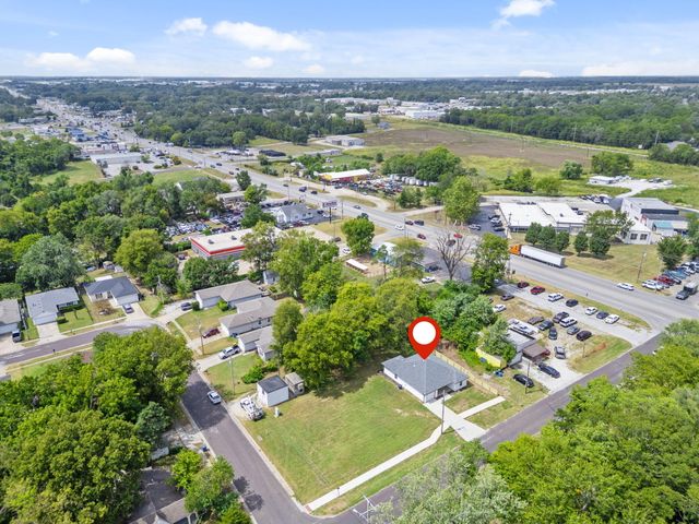 341 N Golden Avenue, Springfield, MO 65802
