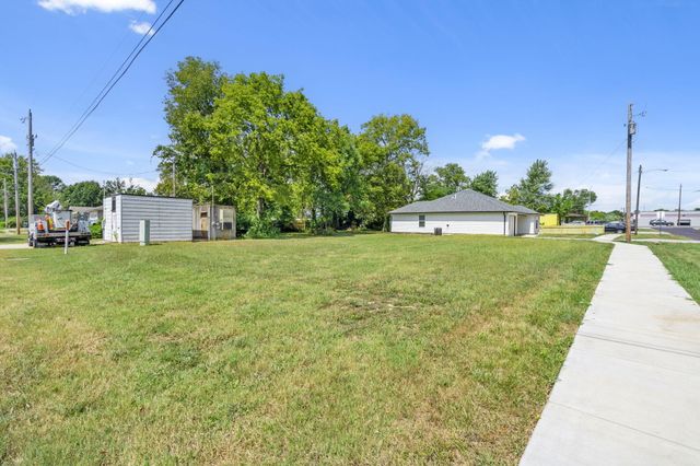 341 N Golden Avenue, Springfield, MO 65802