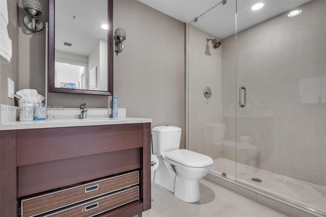 6899 Collins Ave 2403, Miami Beach, FL 33141