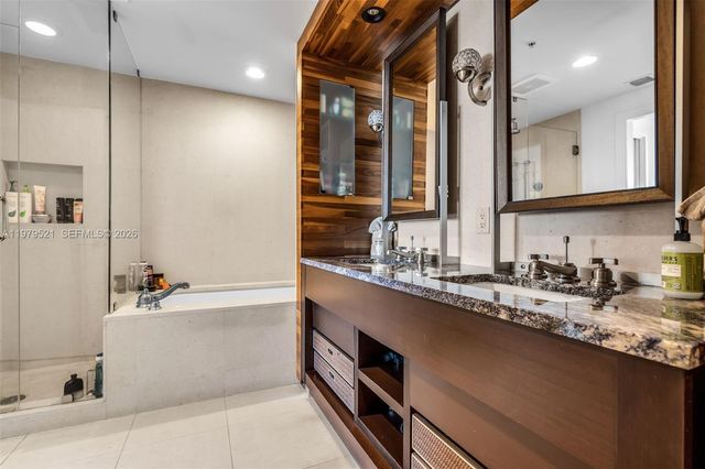 6899 Collins Ave 2403, Miami Beach, FL 33141