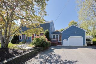 22 Whitewood Rd, Milford, MA 01757